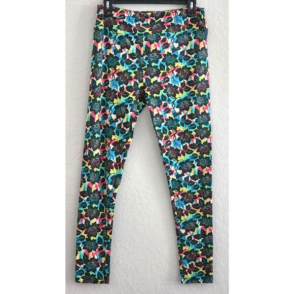 LuLaRoe-Leggings-Long Length-Different Patterns-2 @ Tall & Curvy-1 @ One Size - Picture 5 of 15
